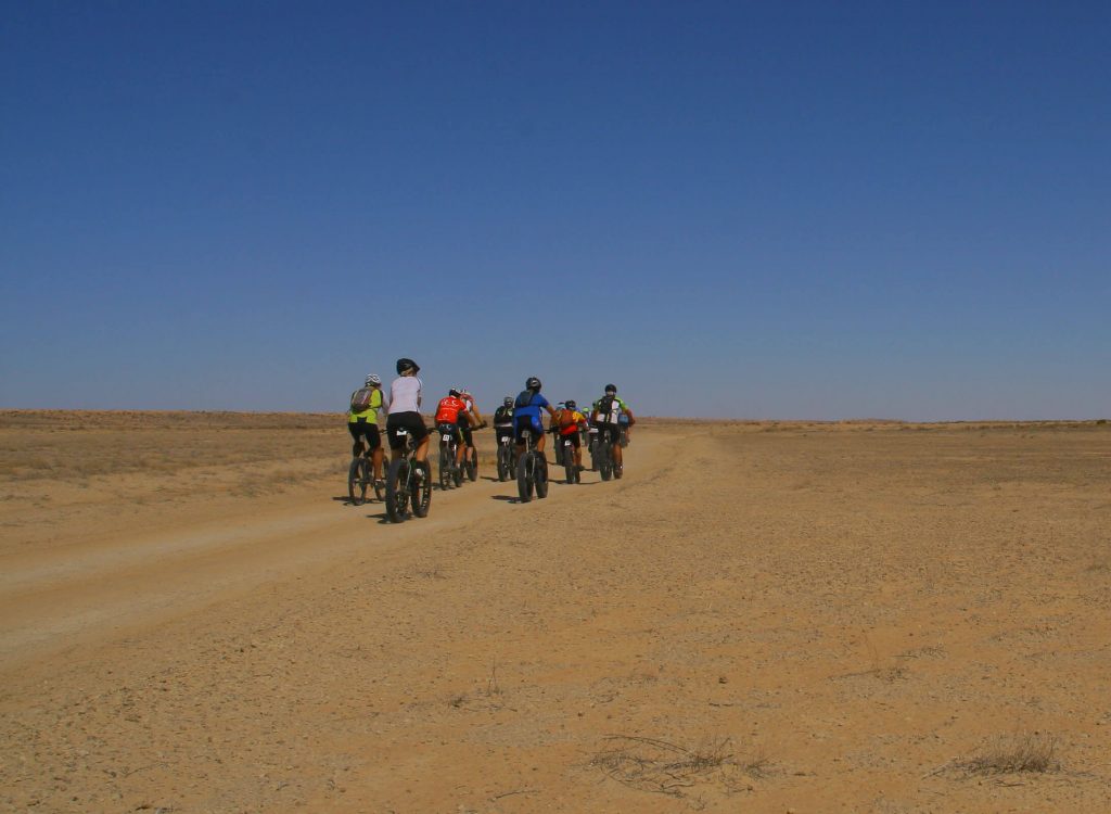 Electric-fat-bike-desert-safari-tour-dubai