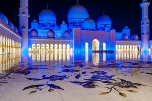 Abu Dhabi Sheikh Zayed Mosque Half-Day Tour from Dubai