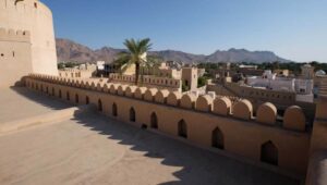 oman-tour-from-dubai-visit-nizwa-port-oman-10