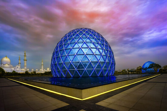 sheikh-zayed-grand-mosque-abu-dhabi-shopping-dining-options-food-shops-restaurants-souq-al-jami-11