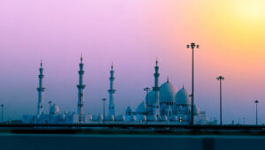 sheikh-zayed-grand-mosque-abu-dhabi-tour-families-kids-friends-groups-from-dubai-2